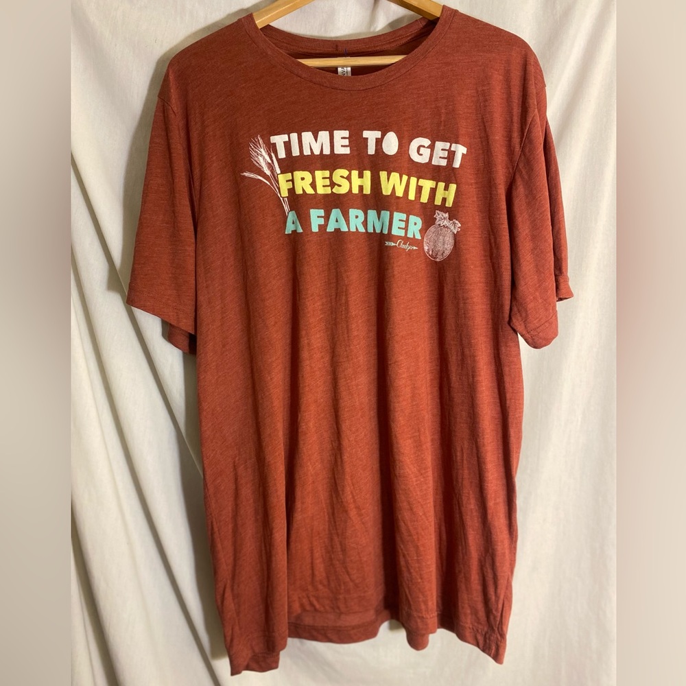 Unisex Tee size 2xl.
